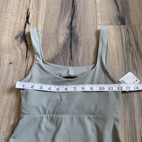 NEW Free People FP Movement Never Better Tank Top Size XS Scoop Neck Sage Stone - Picture 5 of 8
